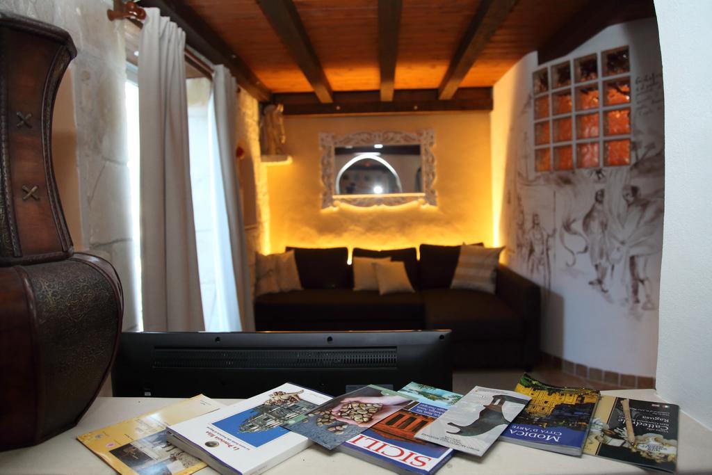 Kakaw Modica Charming House Apartment รากูซา ภายนอก รูปภาพ